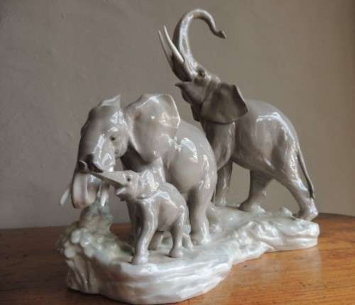 LLADRO ELEPHANT FAMILY GROUP - Simply stunning , Price reduced