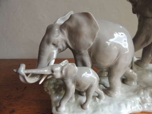 LLADRO ELEPHANT FAMILY GROUP - Simply stunning , Price reduced