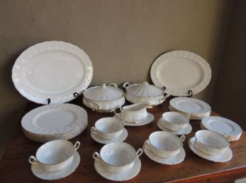 PARAGON DINNER SERVICE - 38 PIECE - WHITE WITH GILT TRIM - REDUCED!!!