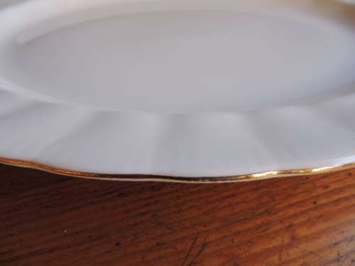 PARAGON DINNER SERVICE - 38 PIECE - WHITE WITH GILT TRIM - REDUCED!!!