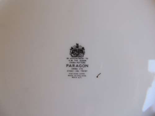 PARAGON DINNER SERVICE - 38 PIECE - WHITE WITH GILT TRIM - REDUCED!!!