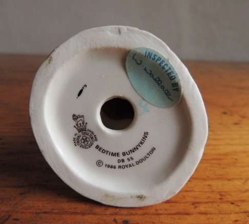 ROYAL DOULTON BUNNYKINS - "BEDTIME BUNNYKINS" DB 55