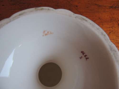 19TH CENTURY TAZZA - "TULIPS" - ABSOLUTELY GORGEOUS