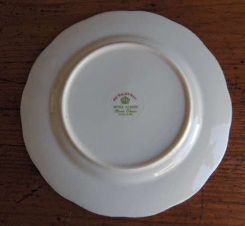 ROYAL ALBERT SIX TRIOS - "OLD ENGLISH ROSE"  (Reduced)