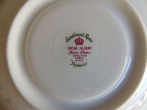 ROYAL ALBERT SAUCER - "SWEETHEART ROSES SERIES - "PATRICIA"