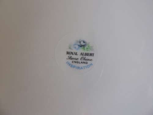 ROYAL ALBERT LARGE CAKE PLATE - "INSPIRATION"