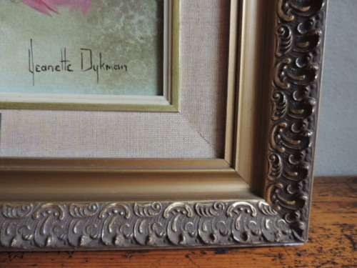 JEANETTE DYKMAN OIL ON BOARD - PINK ROSES