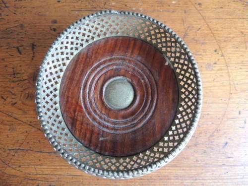 PLATED WINE COASTER