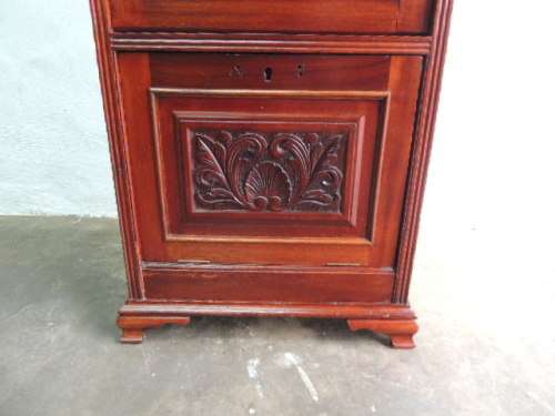 EDWARDIAN MAHOGANY MUSIC CABINET
