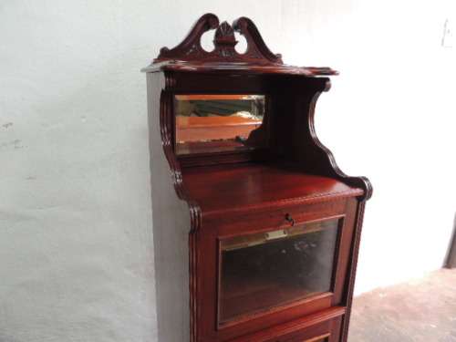 EDWARDIAN MAHOGANY MUSIC CABINET