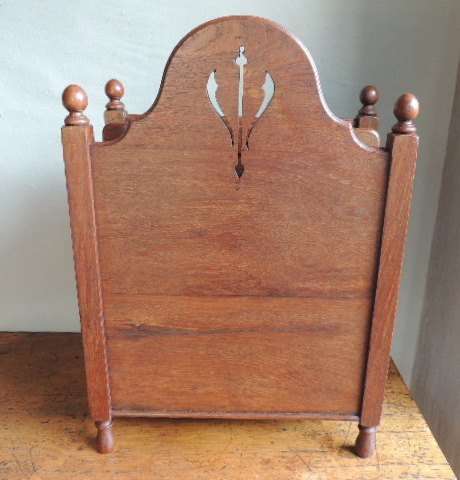 EDWARDIAN OAK UMBRELLA/WALKING STICK STAND WITH RATTAN FRONT