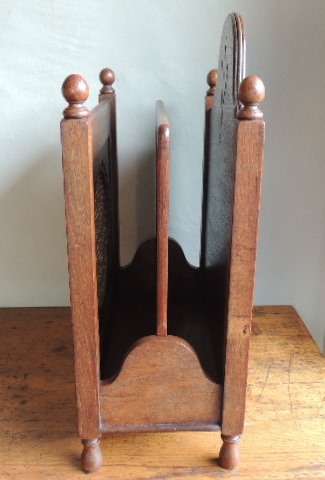 EDWARDIAN OAK UMBRELLA/WALKING STICK STAND WITH RATTAN FRONT