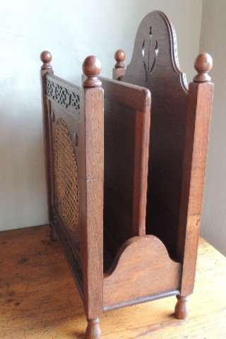 EDWARDIAN OAK UMBRELLA/WALKING STICK STAND WITH RATTAN FRONT