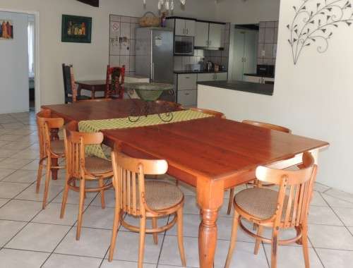 LARGE OREGON DINING TABLE - BEAUTIFUL TURNED LEGS - 2.4 metres