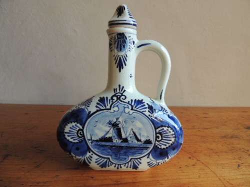 DELFT DECANTER - NUMBER 1