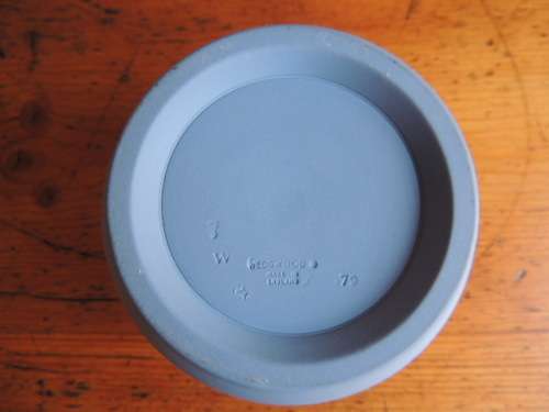 WEDGEWOOD JASPERWARE  JARDINIERE - MAGNIFICENT!