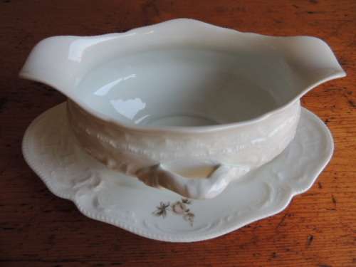 ROSENTHAL SANSSOUCI SAUCE BOAT ON ATTACHED DRIP TRAY - Price reduced!