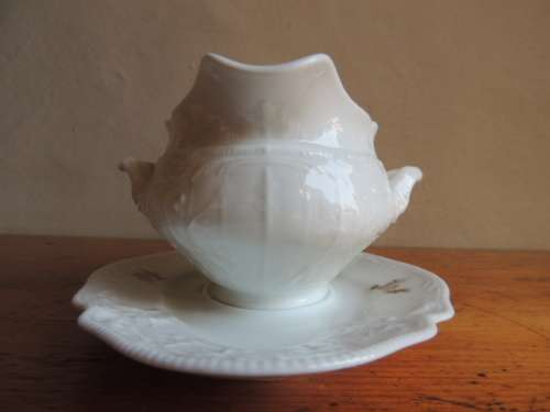 ROSENTHAL SANSSOUCI SAUCE BOAT ON ATTACHED DRIP TRAY - Price reduced!