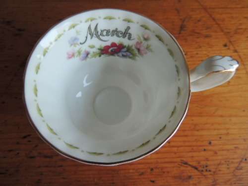 ROYAL ALBERT TRIO - FLOWERS OF THE MONTH SERIES - MARCH ANEMONES