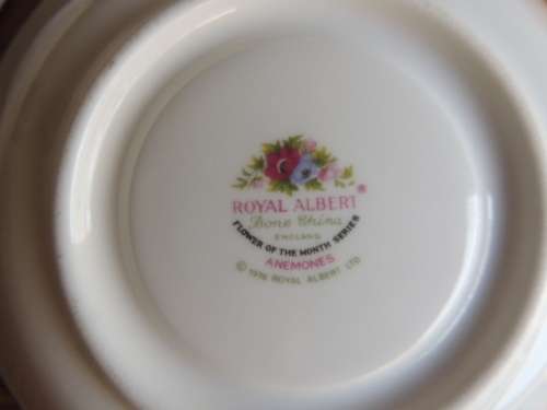 ROYAL ALBERT TRIO - FLOWERS OF THE MONTH SERIES - MARCH ANEMONES