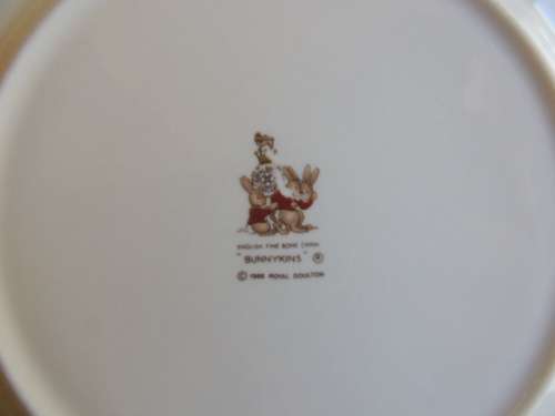 ROYAL DOULTON BUNNYKINS PLATE - 20.5 CM