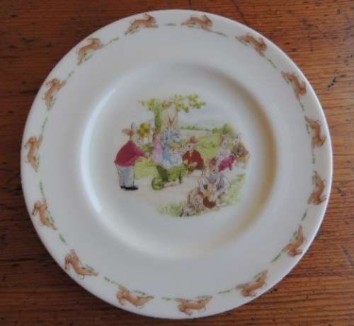 ROYAL DOULTON BUNNYKINS PLATE - 20.5 CM