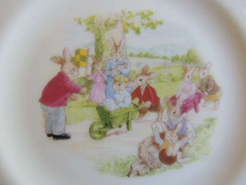 ROYAL DOULTON BUNNYKINS PLATE - 20.5 CM