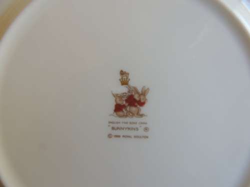 ROYAL DOULTON BUNNYKINS PLATE - 20.5 CM