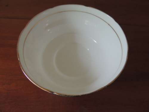 PARAGON SUGAR BOWL - "SWEET PEA"