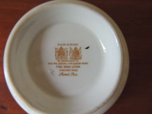 PARAGON SUGAR BOWL - "SWEET PEA"