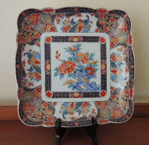 JAPANESE IMARI BOWL - SIMPLY MAGNIFICENT