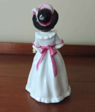 ROYAL DOULTON FIGURINE - "SHARON" HN 3047