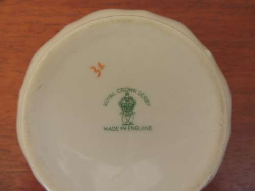 ROYAL CROWN DERBY SUGAR BOWL