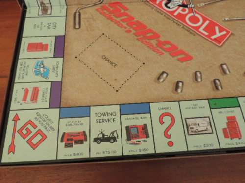 MONOPOLY SET - SNAP ON