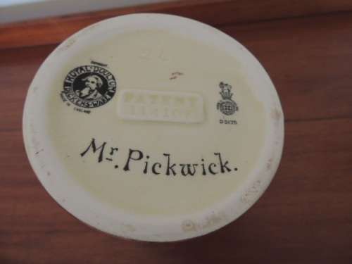 ROYAL DOULTON JUG - "MR PICKWICK"