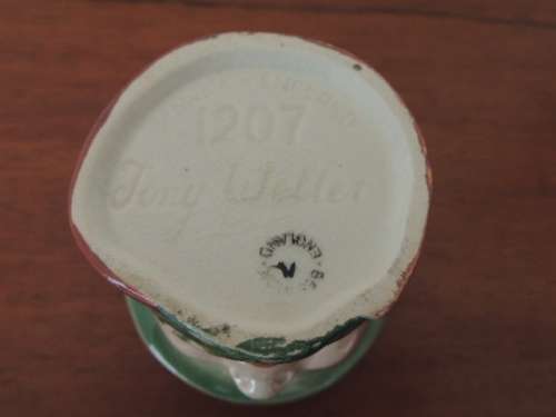 BESWICK TONY WELLER - 7 cm