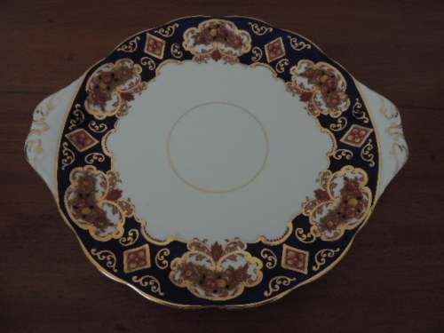 ROYAL ALBERT TEA SET 21 PIECES - "HEIRLOOM"