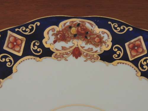 ROYAL ALBERT TEA SET 21 PIECES - "HEIRLOOM"