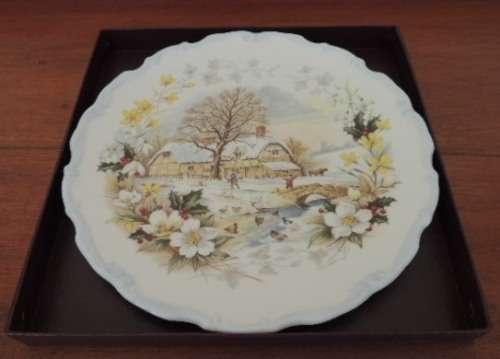 ROYAL ALBERT PLATE FROM THE COTTAGE GARDEN YEAR SERIES - "WINTER"