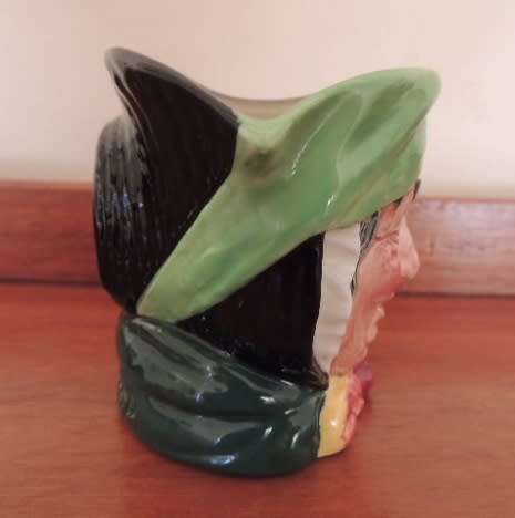 ROYAL DOULTON CHARACTER JUG - "SAIREY GAMP" 8 cm