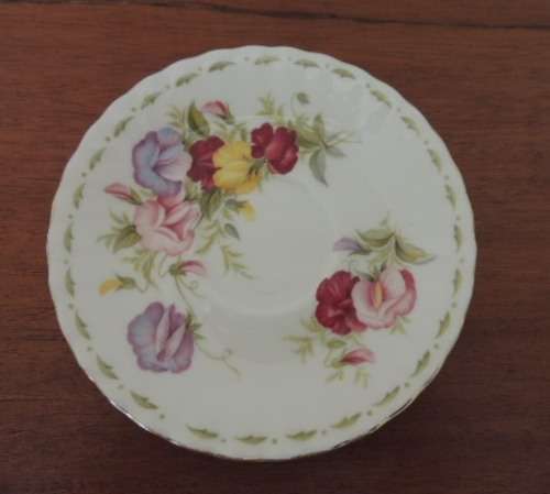 ROYAL ALBERT FLOWER OF THE MONTH COFFEE DUO - "APRIL" SWEET PEA