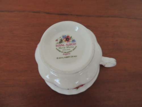 ROYAL ALBERT FLOWER OF THE MONTH TEA DUO - "AUGUST" POPPY