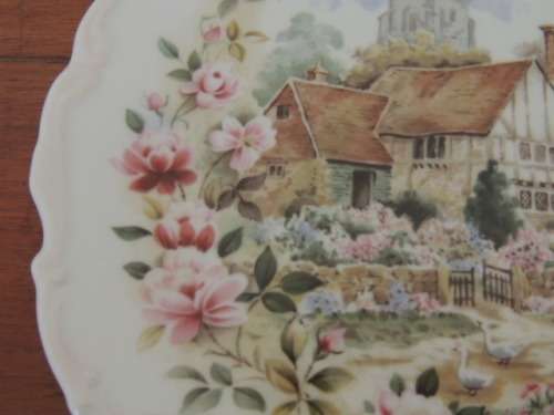 ROYAL ALBERT PLATE FROM THE COTTAGE GARDEN YEAR SERIES - "SUMMER"