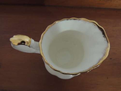 ROYAL ALBERT MILK JUG AND SUGAR BOWL FOR A COFFEE SET - "OLD COUNTRY ROSES"