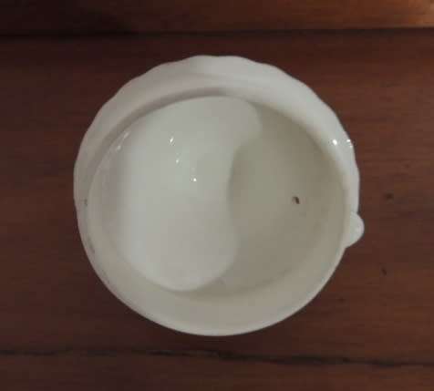 ROYAL ALBERT MEDIUM TEA POT - "OLD COUNTRY ROSES"