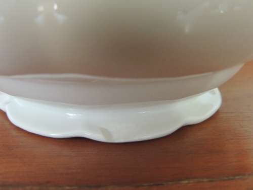 ROYAL ALBERT MEDIUM TEA POT - "OLD COUNTRY ROSES"