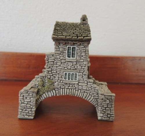 LILLIPUT LANE - "BRIDGE HOUSE"