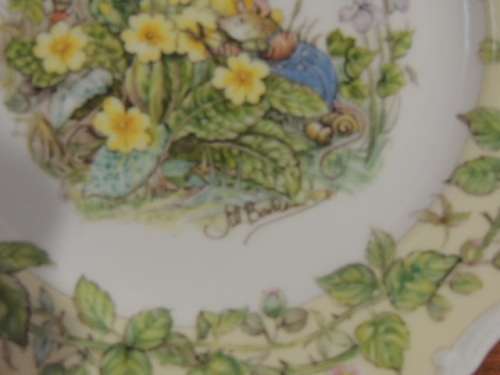 ROYAL DOULTON BRAMBLY HEDGE 20.5 cm PLATE - "SPRING"