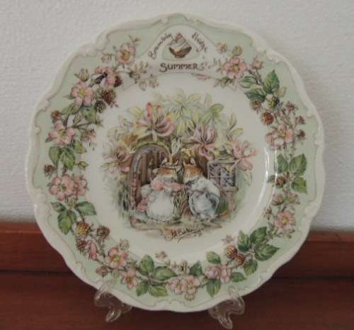ROYAL DOULTON BRAMBLY HEDGE 20.5 cm PLATE - "SUMMER"