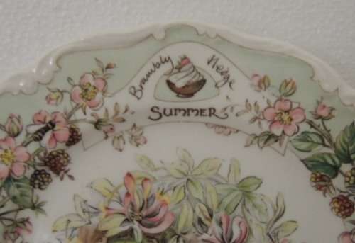 ROYAL DOULTON BRAMBLY HEDGE 20.5 cm PLATE - "SUMMER"